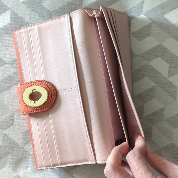 Coach Wallet - Salmon Pink w/ Goldtone Hardware - Picture 5 of 10